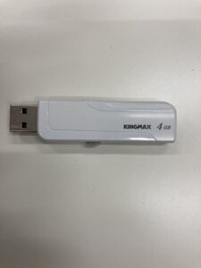 【データ復旧・データ復元成功実績】KINGMAX 4GB データがコピーできない。ドライブからUSBが消えてしまう。