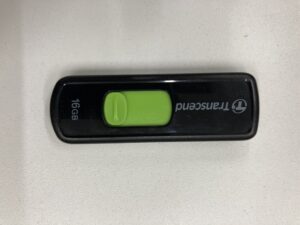 【データ復旧・データ復元成功実績】USBメモリ Transcend D331 16GB フォーマット要求エラー