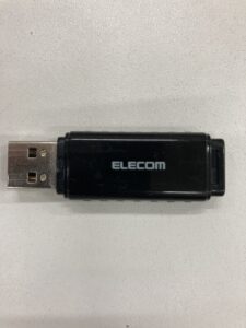 【データ復旧・データ復元成功実績】USBメモリ ELECOM MF-HSU204GBK 4GB 認識しない