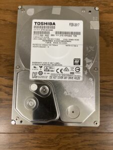 【データ復旧・データ復元成功実績】TOSHIBA DT01ACA300 3TB 落下。認識しない。