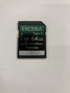 【データ復旧・データ復元成功実績】SDカード TOSHIBA SU064GCD 64GB カメラでカード異常表示