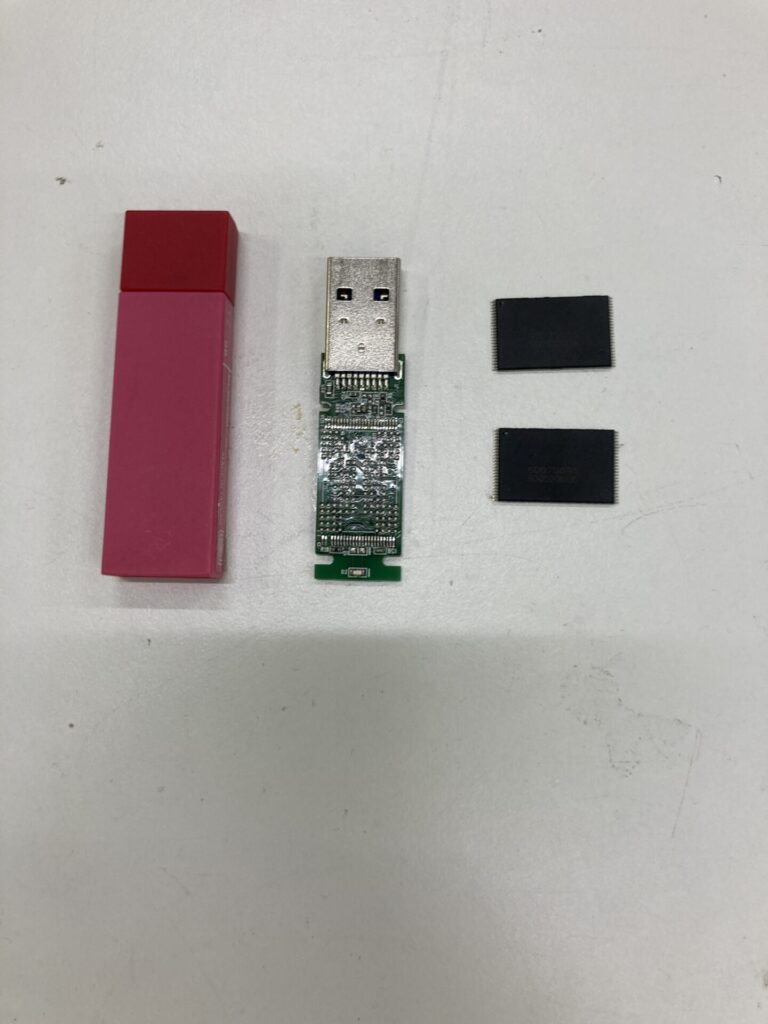 USBメモリ ELECOM 128GB