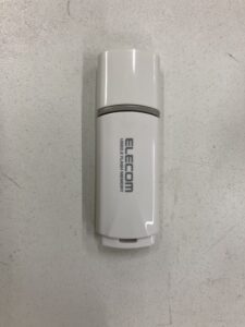 【データ復元成功実績】USBメモリ ELECOM MF-HYU3B032GWH 32GB